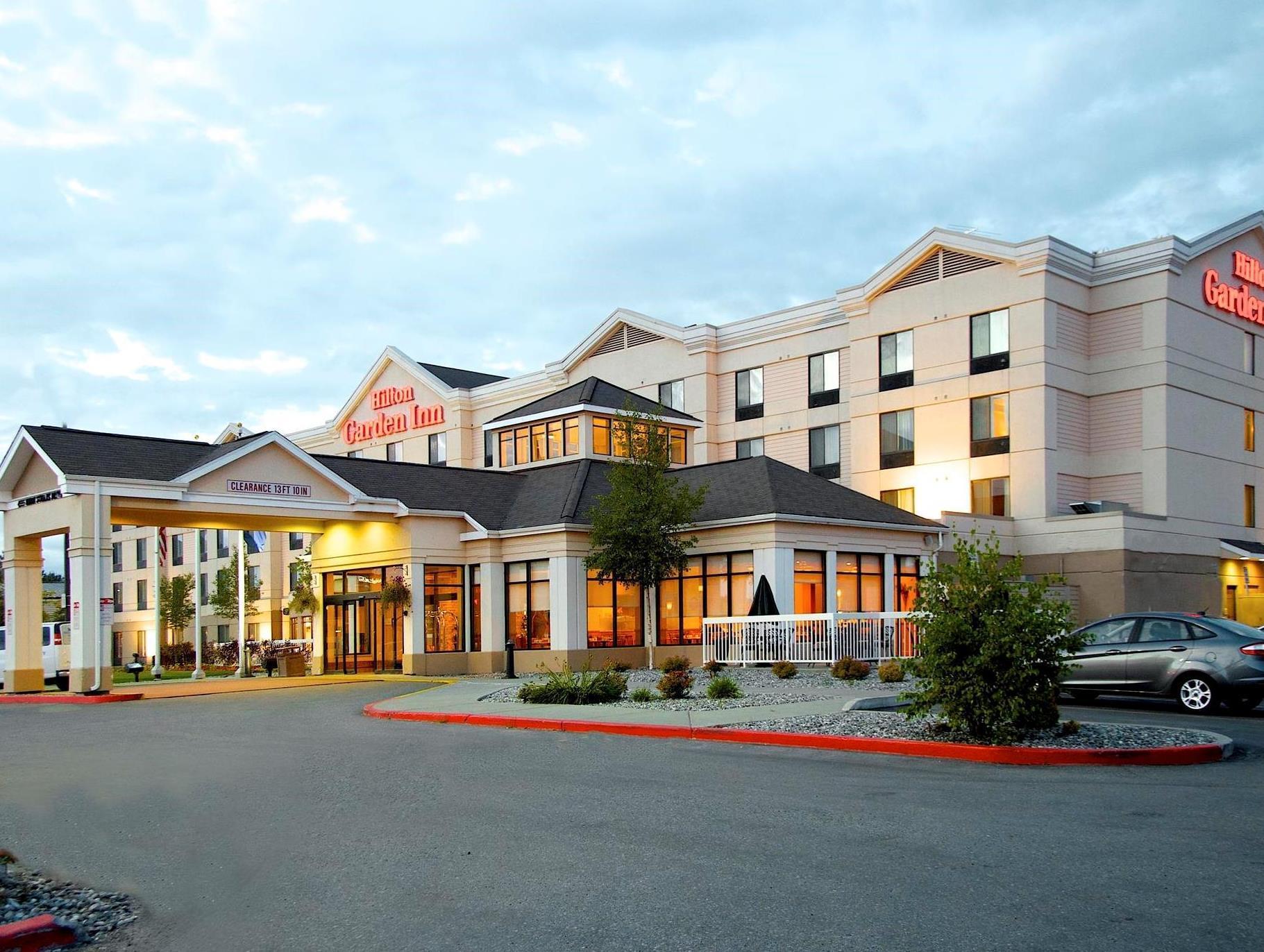 Hilton Garden Inn Anchorage Exterior photo